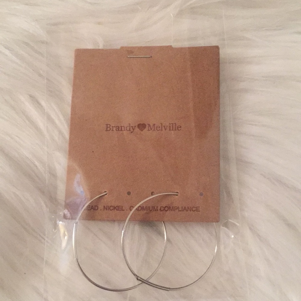 Brandy Melville earring