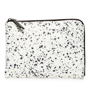 ❌SOLD❌Naghedi zip pouch small black white splatter