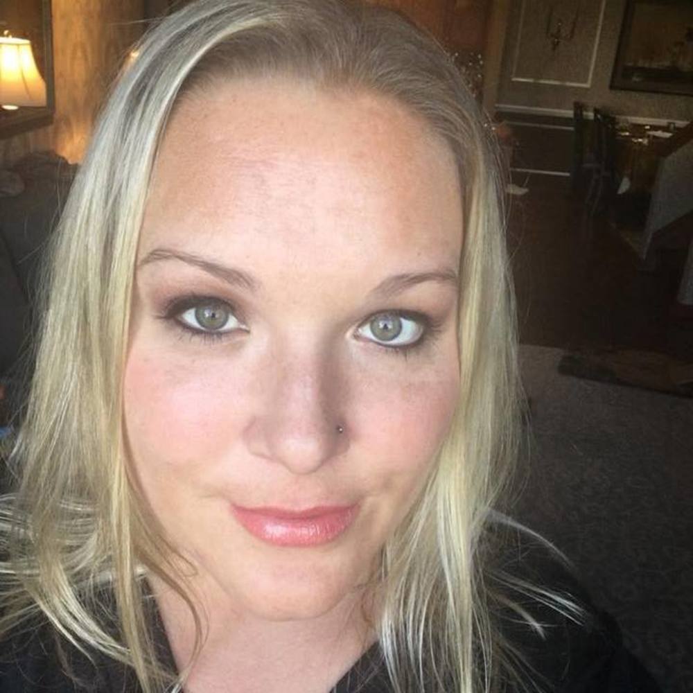 Meet your Posher, Jenn