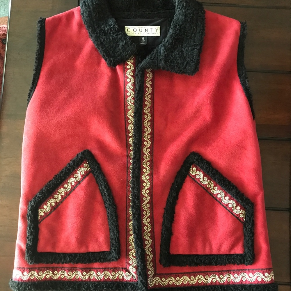 Washable suede vest like new
