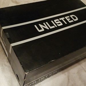 NEW Unlisted by Kenneth Cole Break Cover Boots