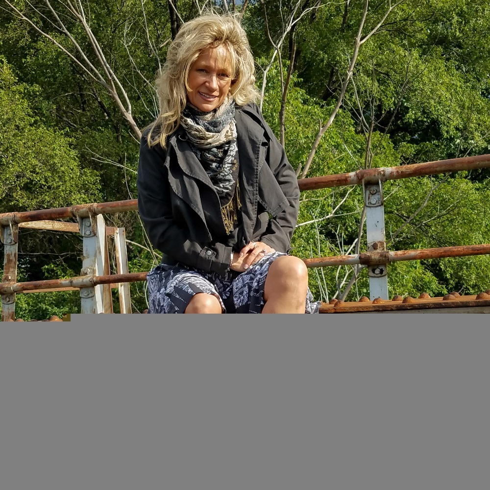 Meet your Posher, Melanie