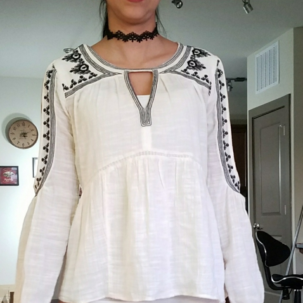 Slit Sleeve Peasant Top