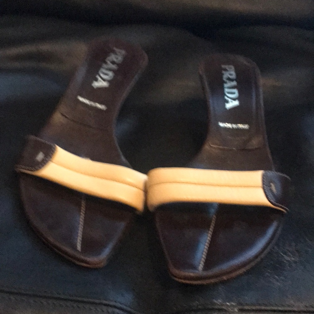 Prada heels good condition