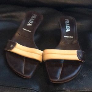 Prada heels good condition