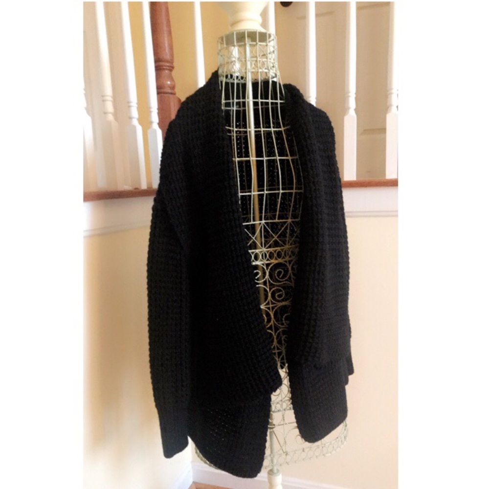 Foreign Exchange Chunky Knit Cardigan