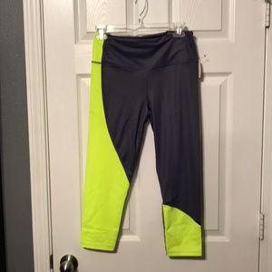 Victoria secret knockout capris grey/neon yellow