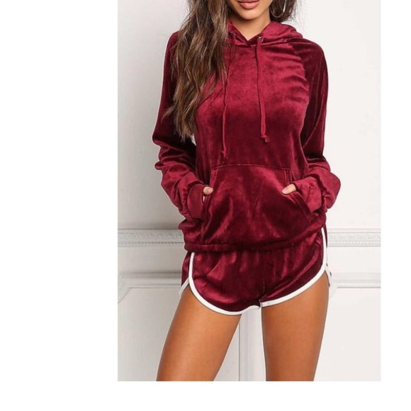 ‘Maya’ Burgundy velvet tracksuit shorts and hoodie - Picture 2 of 3