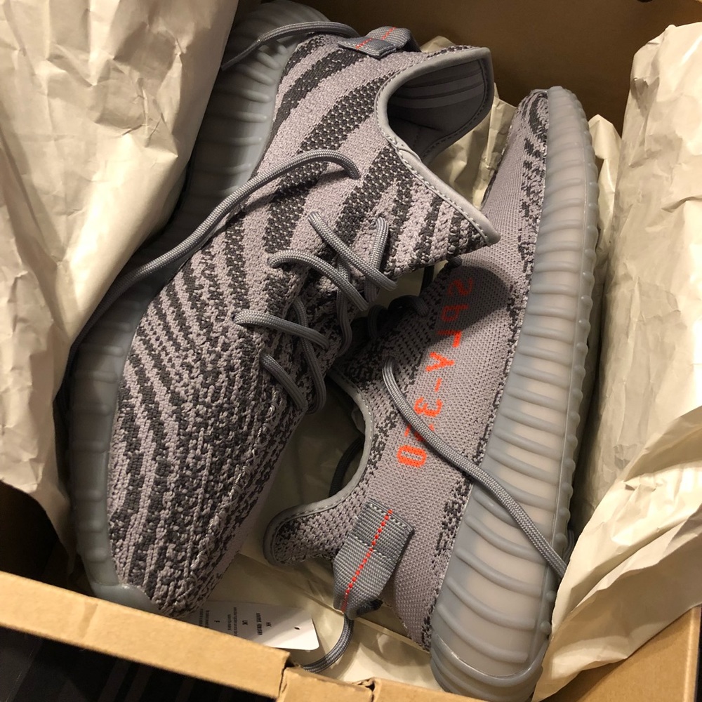 Yeezys Boost V2 (Grey)