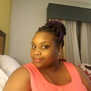 Meet your Posher, Jocelyn