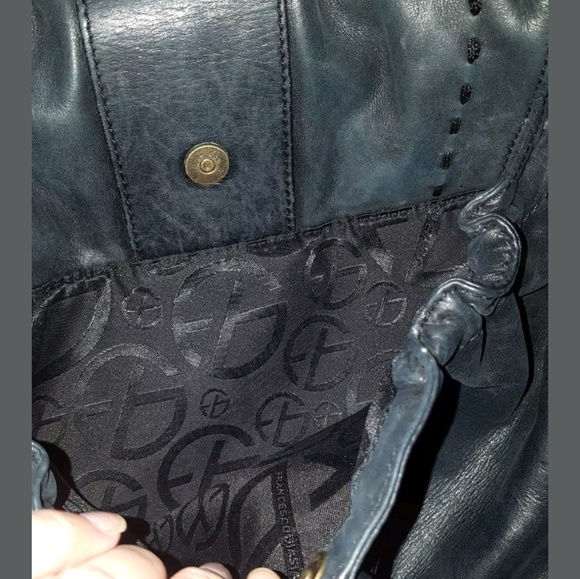 Francesco Biasia black leather shoulder bag - Picture 3 of 8