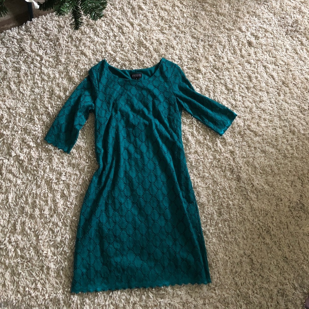 Emerald green lace Christmas dress