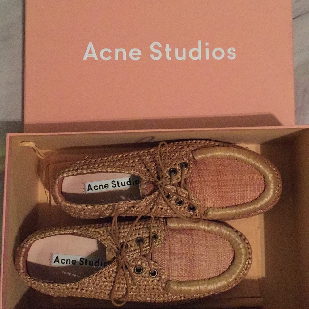 Acne Oxford Caramel Shoes. Size 8. New.