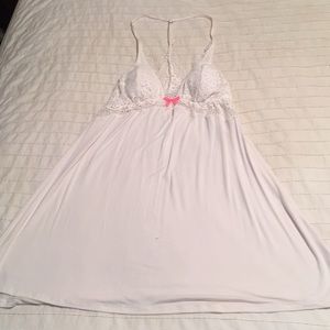 Lace bust Sleeper