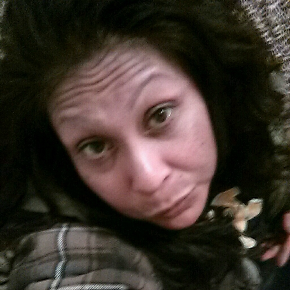 Meet your Posher, Corina