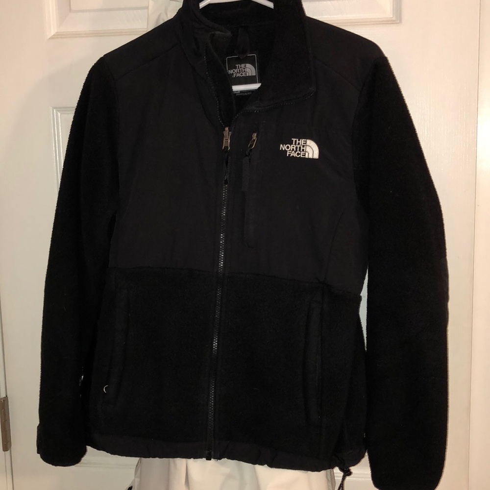 Black North face fleece jacket
