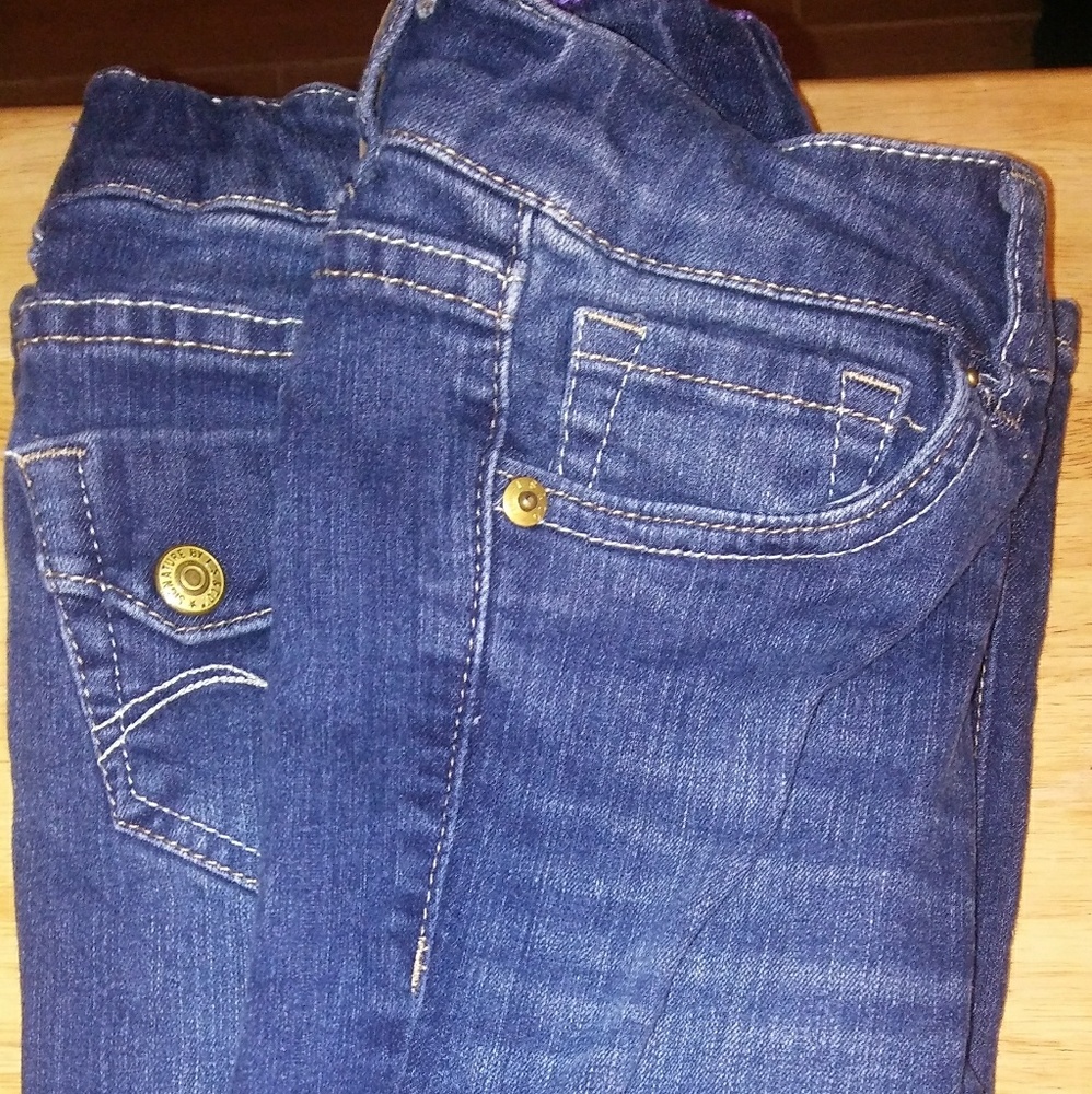 Girl's jeans