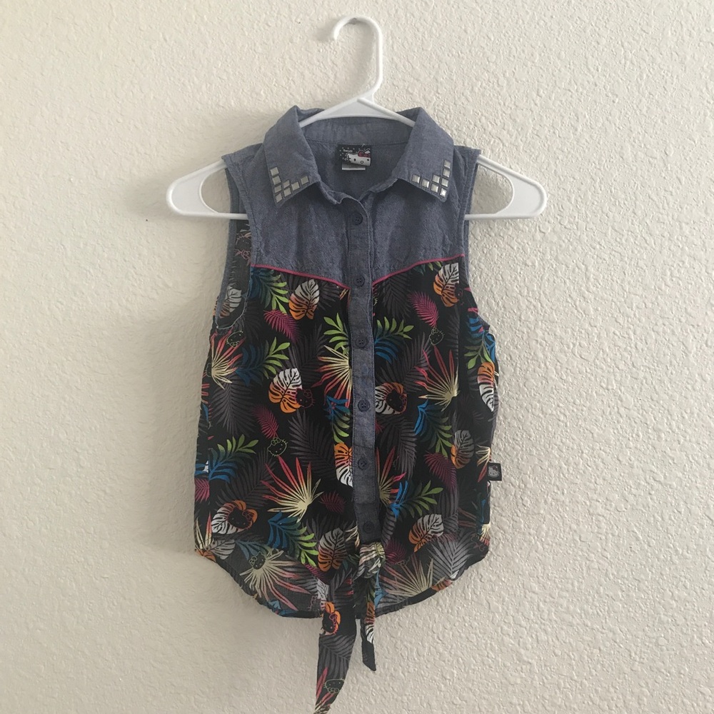 Hello Kitty Tropical Button-up