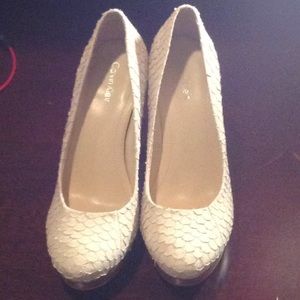 Calvin Klein Pumps