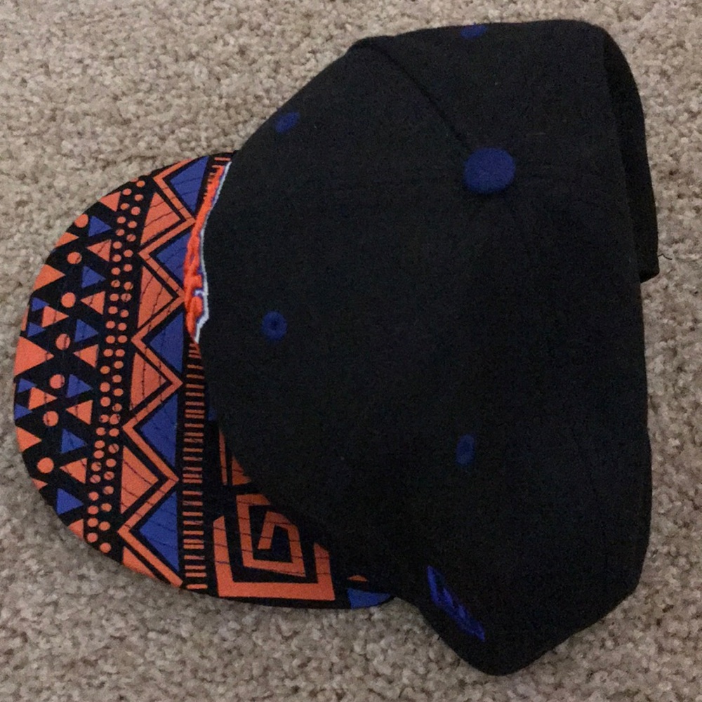 Knicks SnapBack - Picture 3 of 3