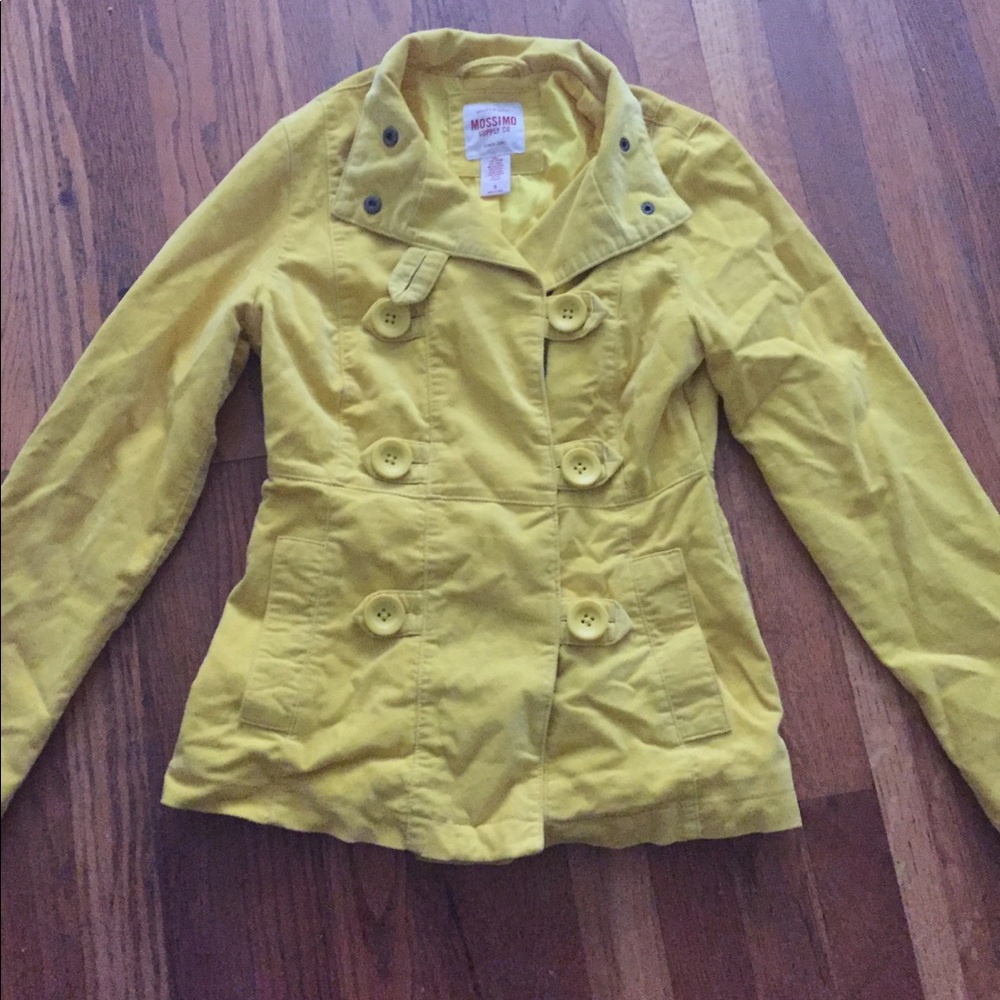 Yellow pea coat, excellent condition