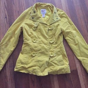 Yellow pea coat, excellent condition