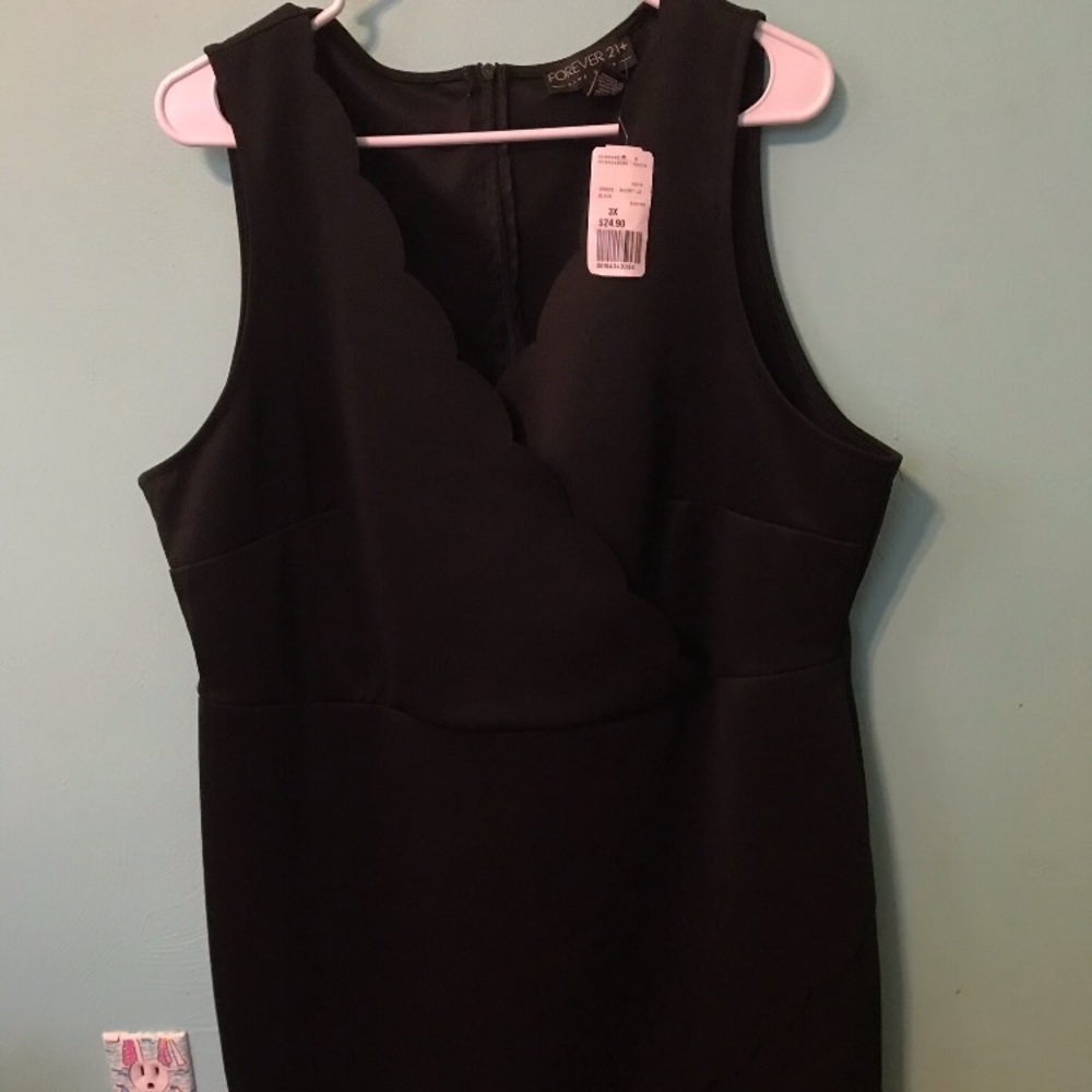 Black Forever 21 Scuba Dress with Scalloped Hem