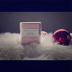 Ralph Lauren “Tender Romance” 1.7 FL