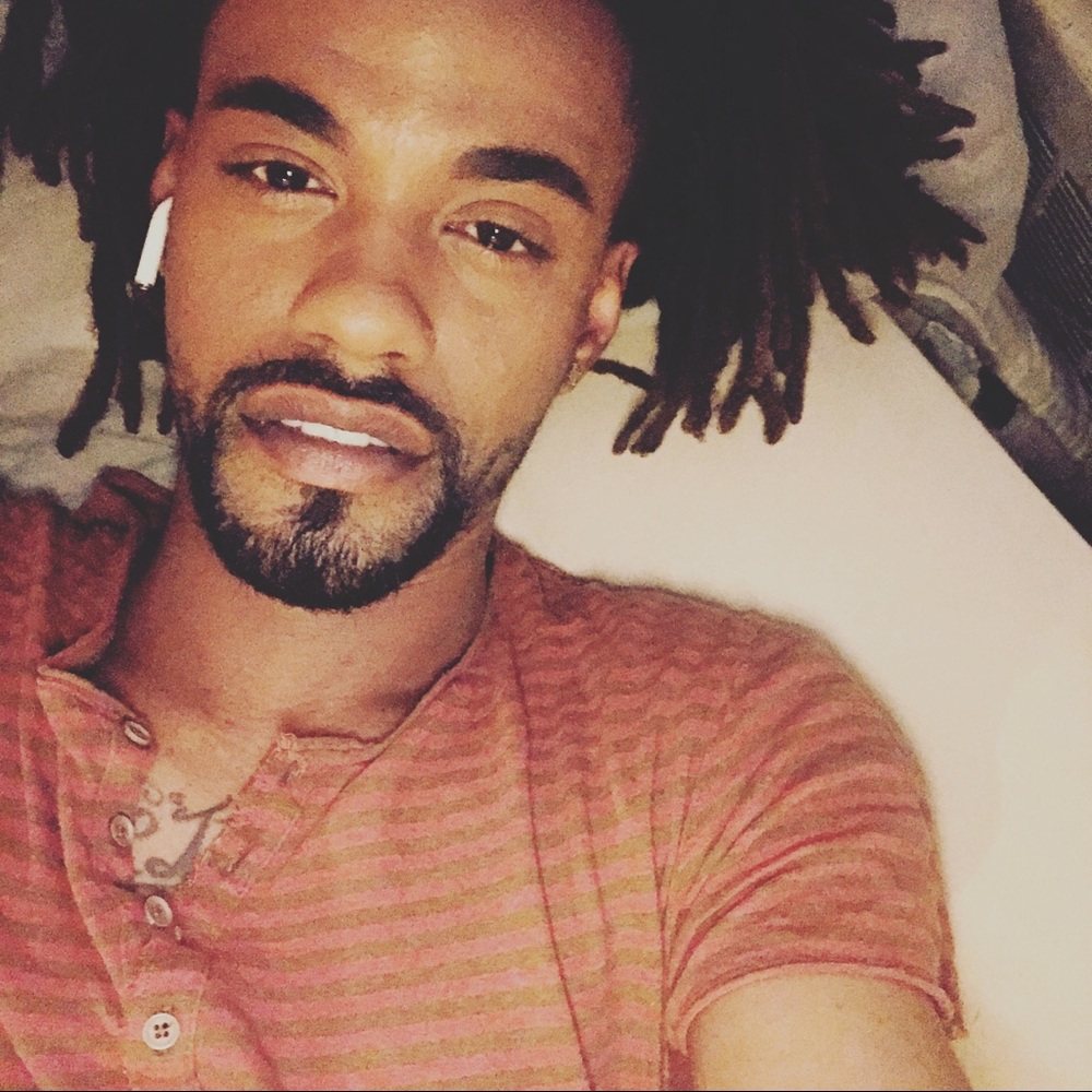 Meet your Posher, Tarik