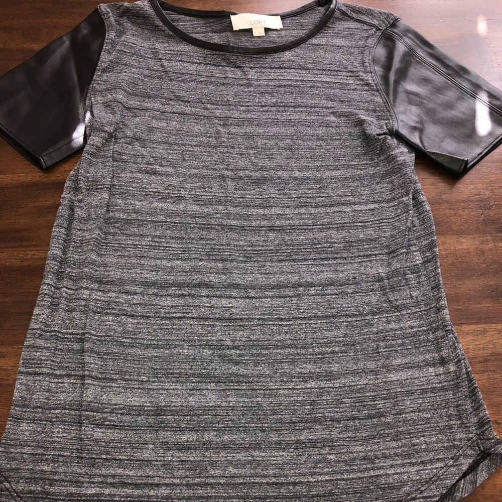 Loft grey short sleeves top