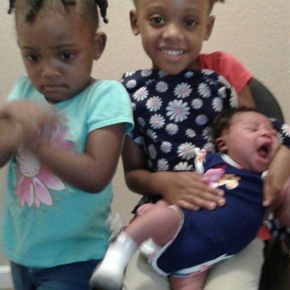 Meet your Posher, Aisha - Picture 1 of 1