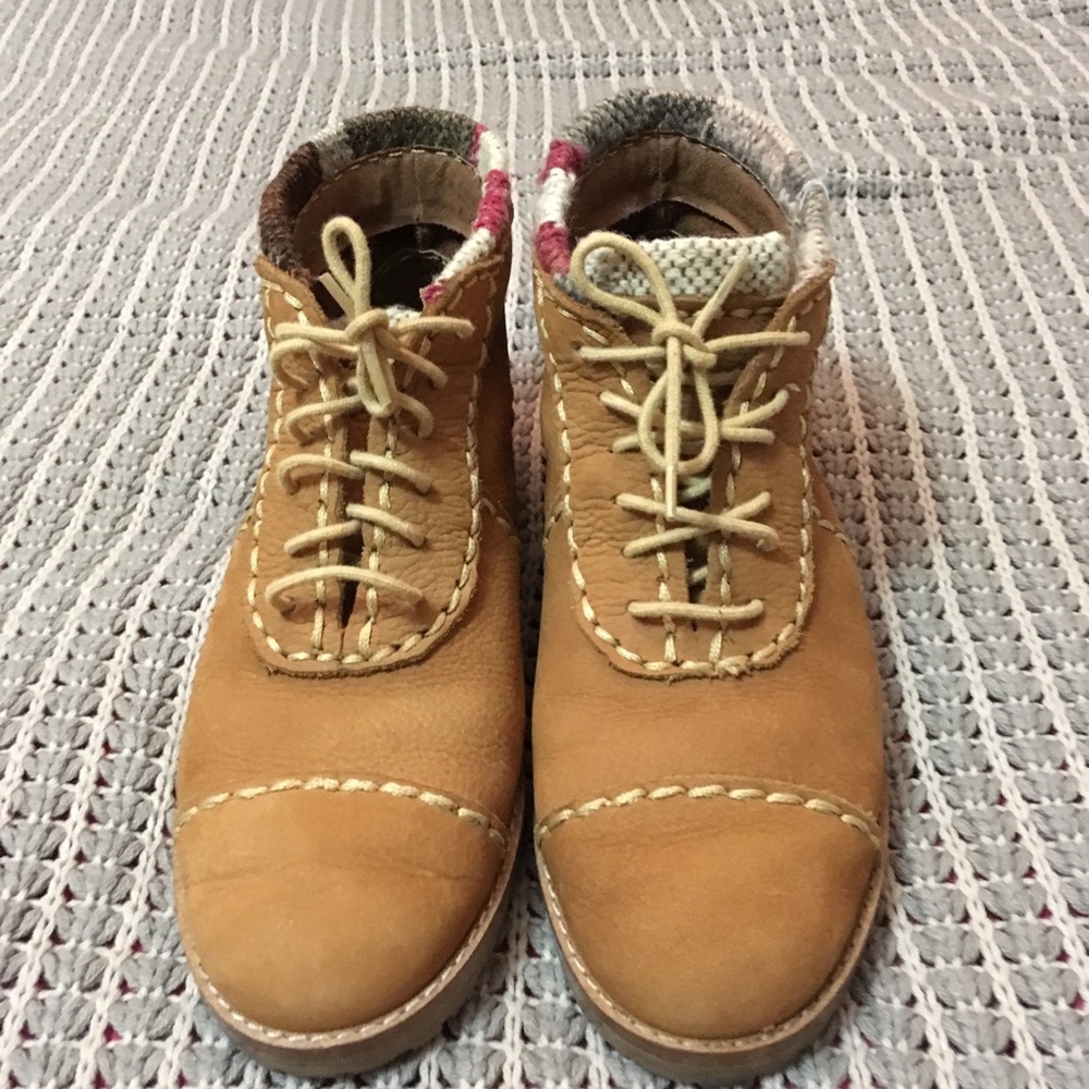 Sam and Libby genuine leather booties