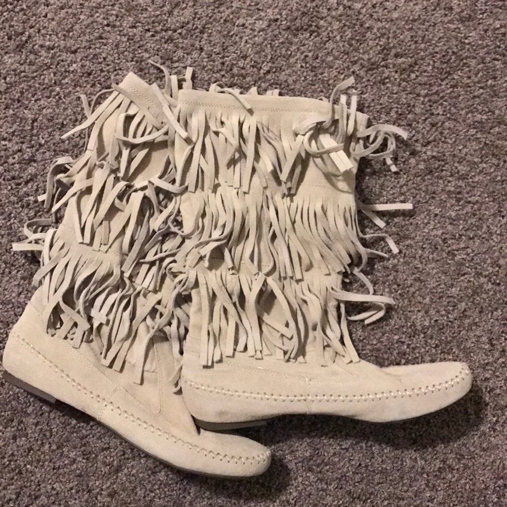 Lauren Conrad white Shag Boots