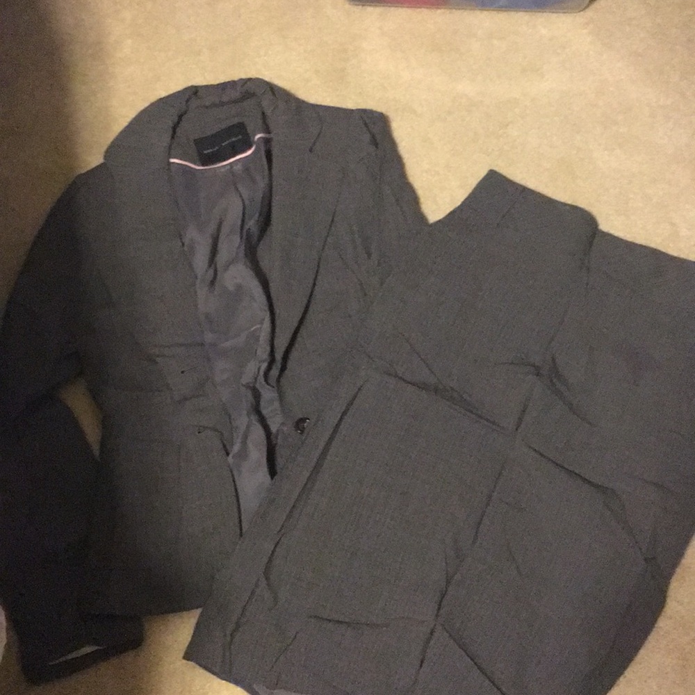 Banana republic grey striped skirt suit