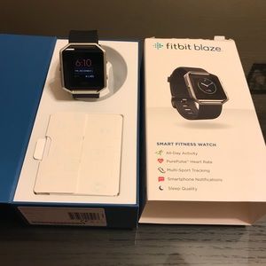 Fitbit blaze in black size small