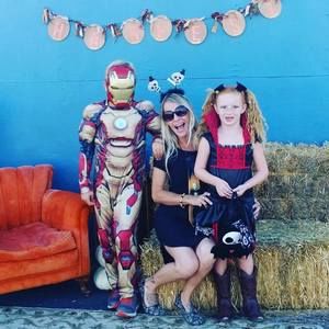 Meet your Posher, Johni