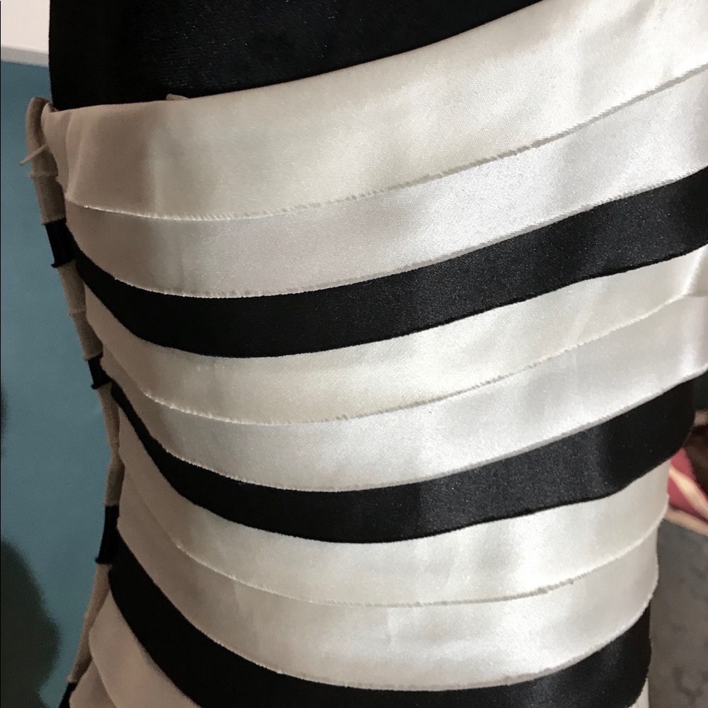 BCBG MaxAzria Black White Tiered Laser Cut Dress - Picture 3 of 5