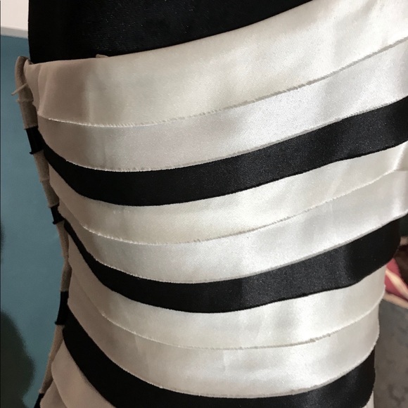 BCBG MaxAzria Black White Tiered Laser Cut Dress - Picture 3 of 5