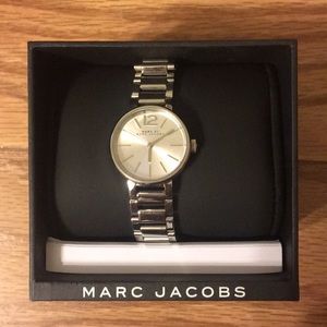 Marc Jacobs Women’s Peggy Bracelet Watch