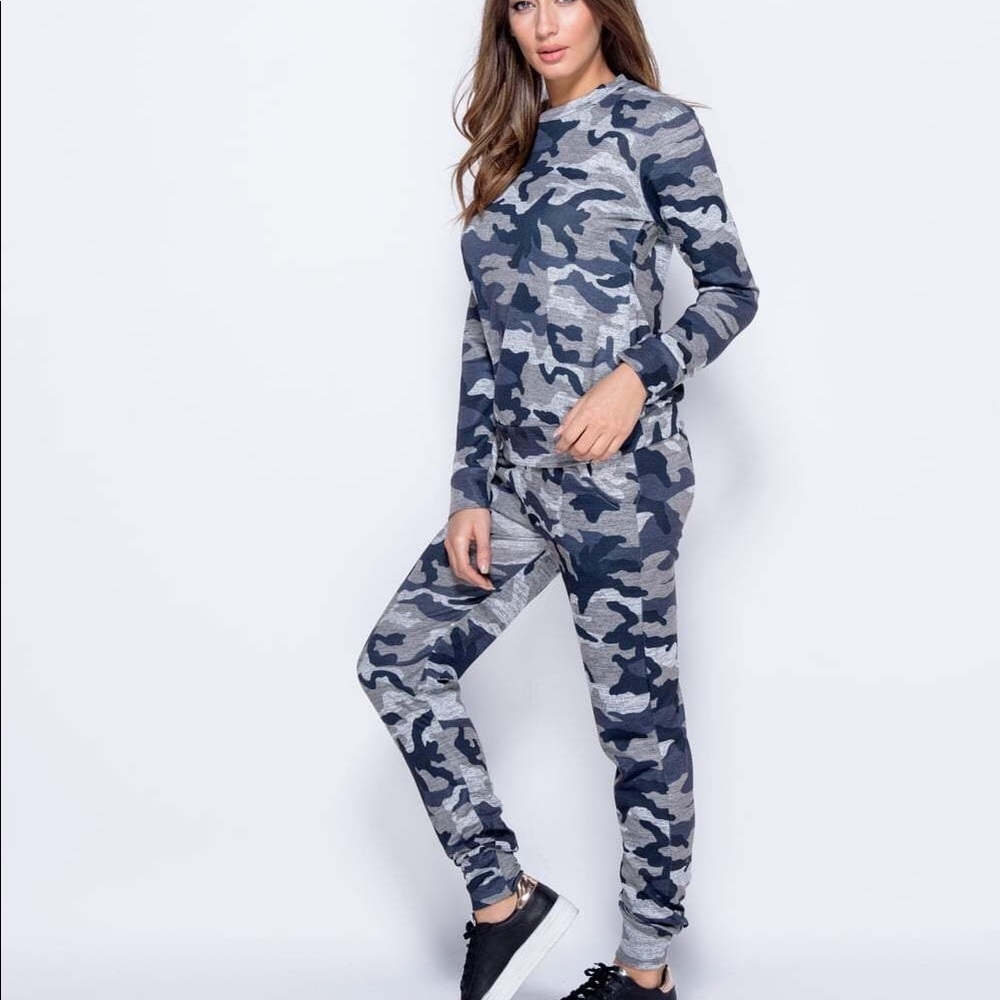 Camo lounge jogger set - Picture 4 of 8