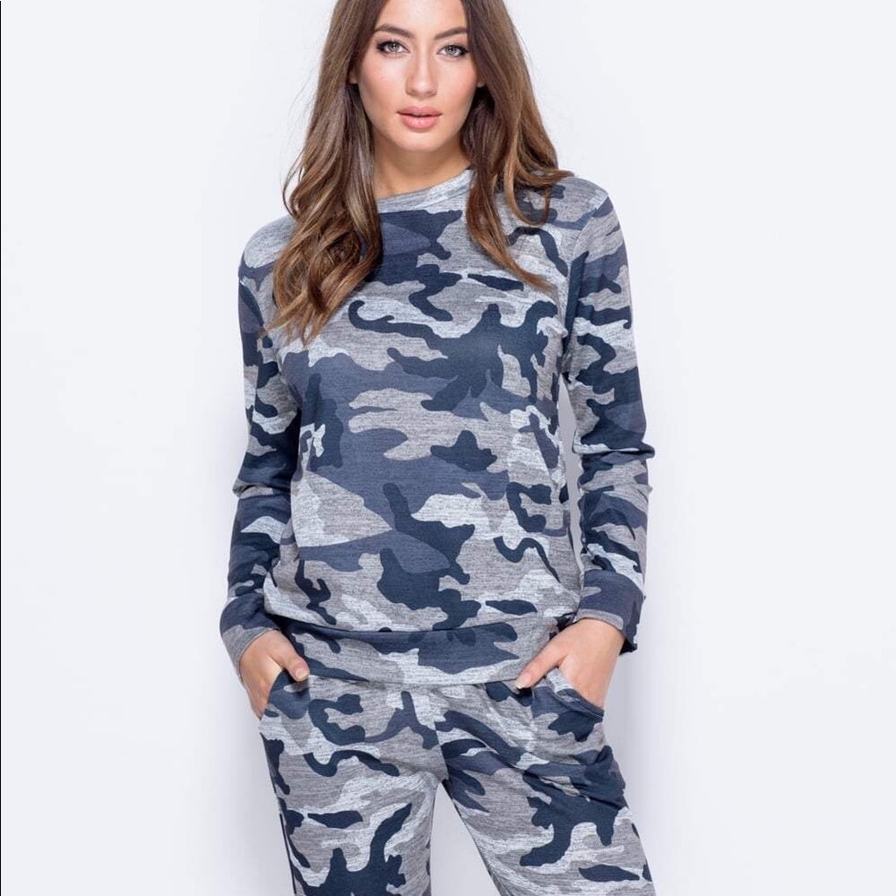 Camo lounge jogger set - Picture 5 of 8