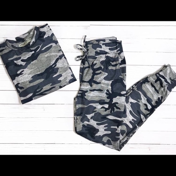 Camo lounge jogger set - Picture 2 of 8