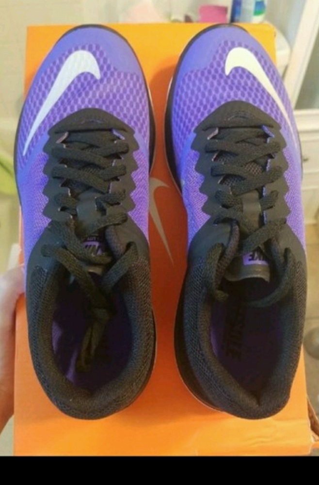 Nike Lite Run 3