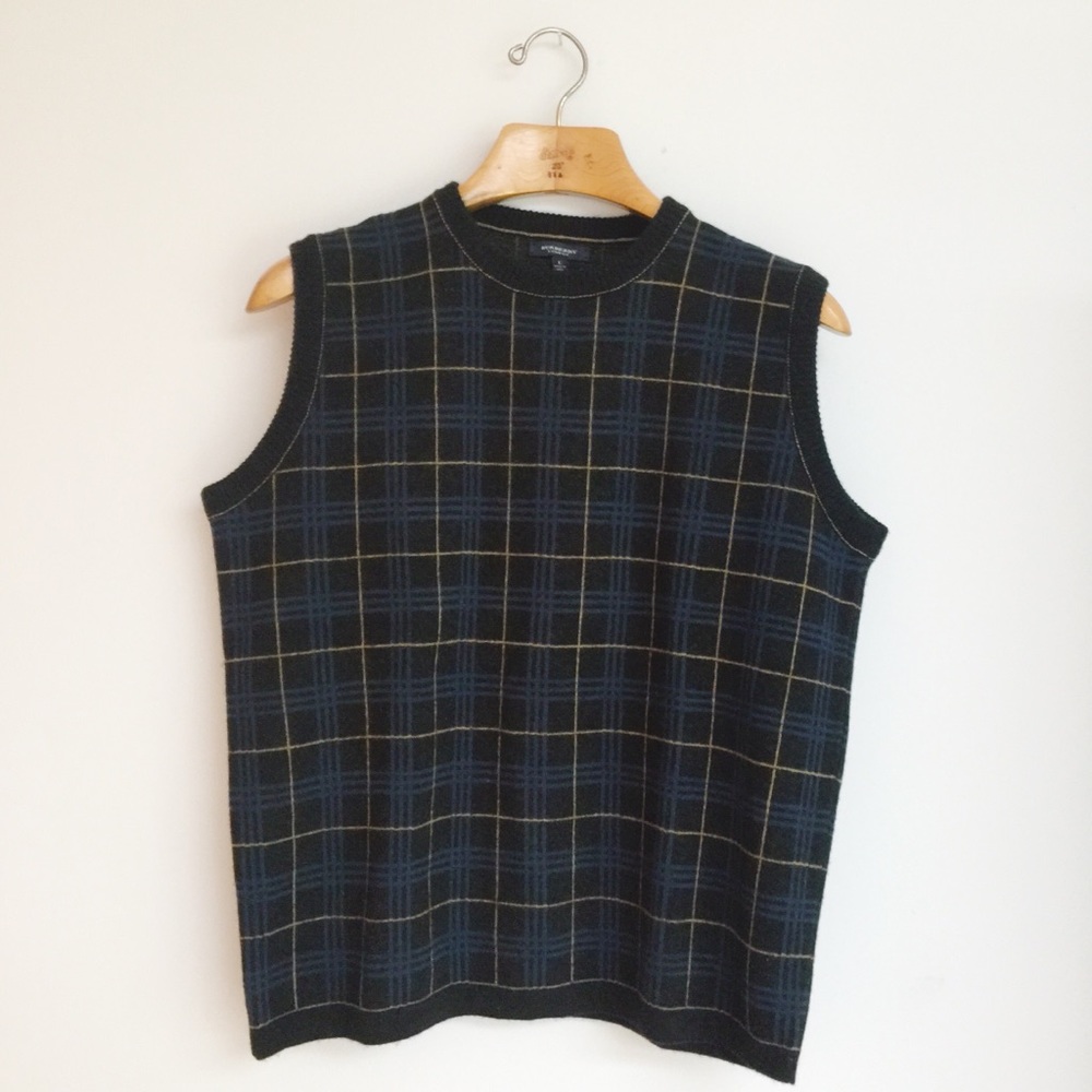Like New Burberry London Wool Sweater Vest