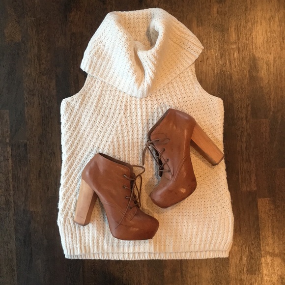 Steve Madden booties - Picture 2 of 5