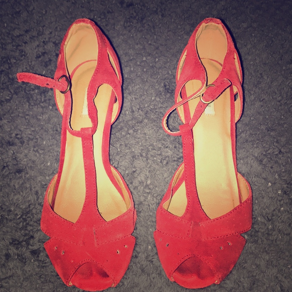 Kimchi Blue Red Sandals