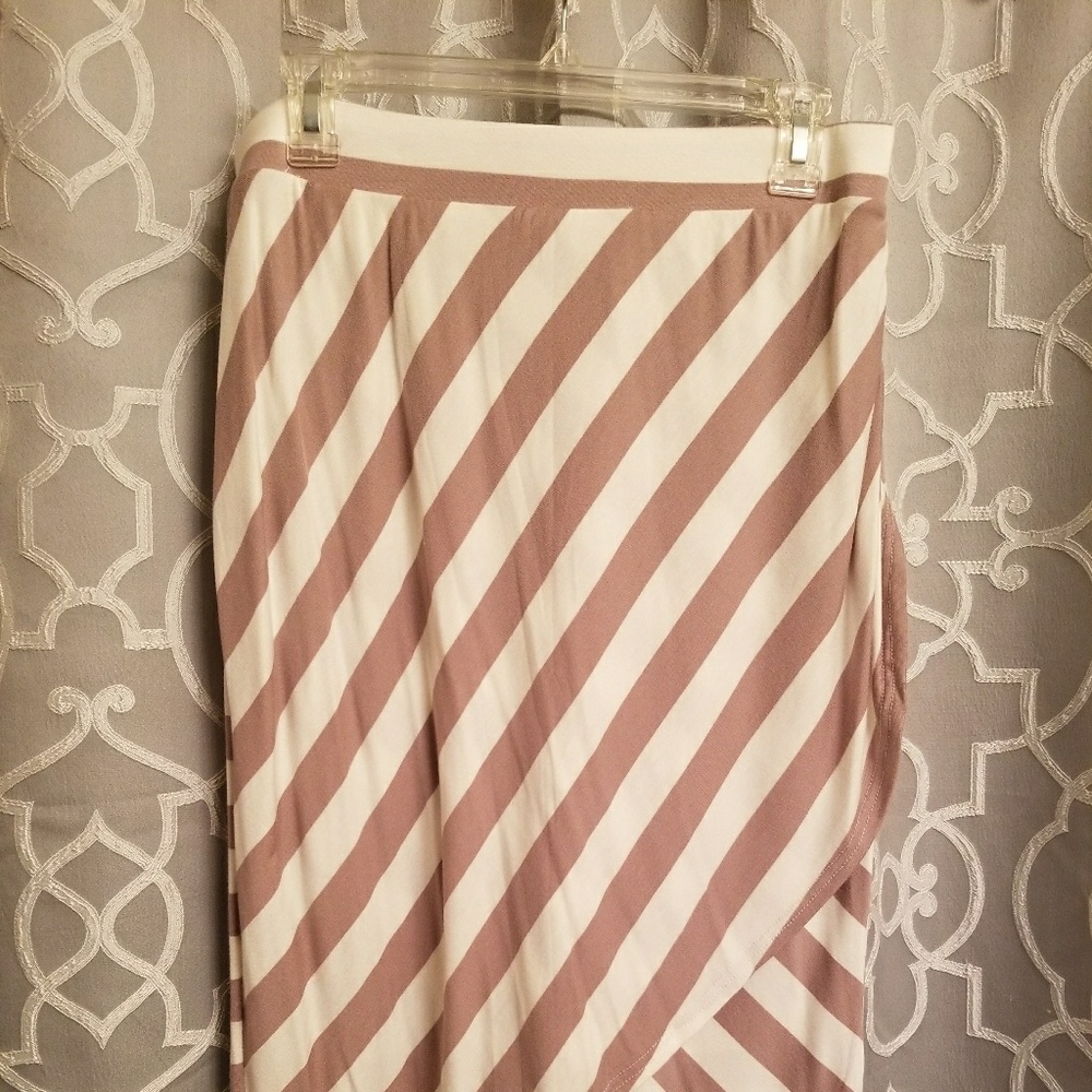 Sociology Ruffle Skirt. Like New Condition