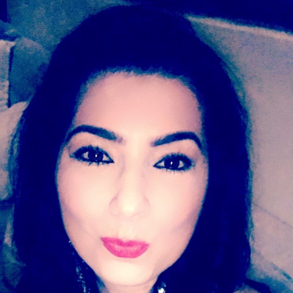 Meet your Posher, Nina