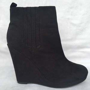H&M Black Wedge Ankle Boot, Size US 9.5