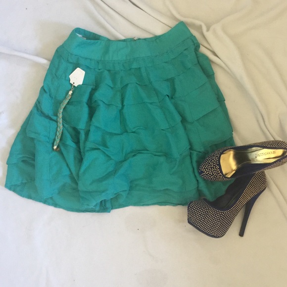 Fun MM Couture Skirt - Picture 2 of 7